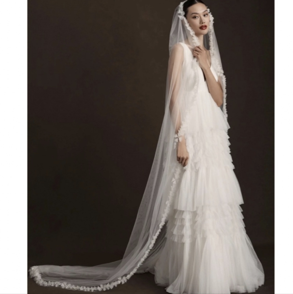 A.B. Ellie Tufts Chapel Veil - Picture 6 of 8